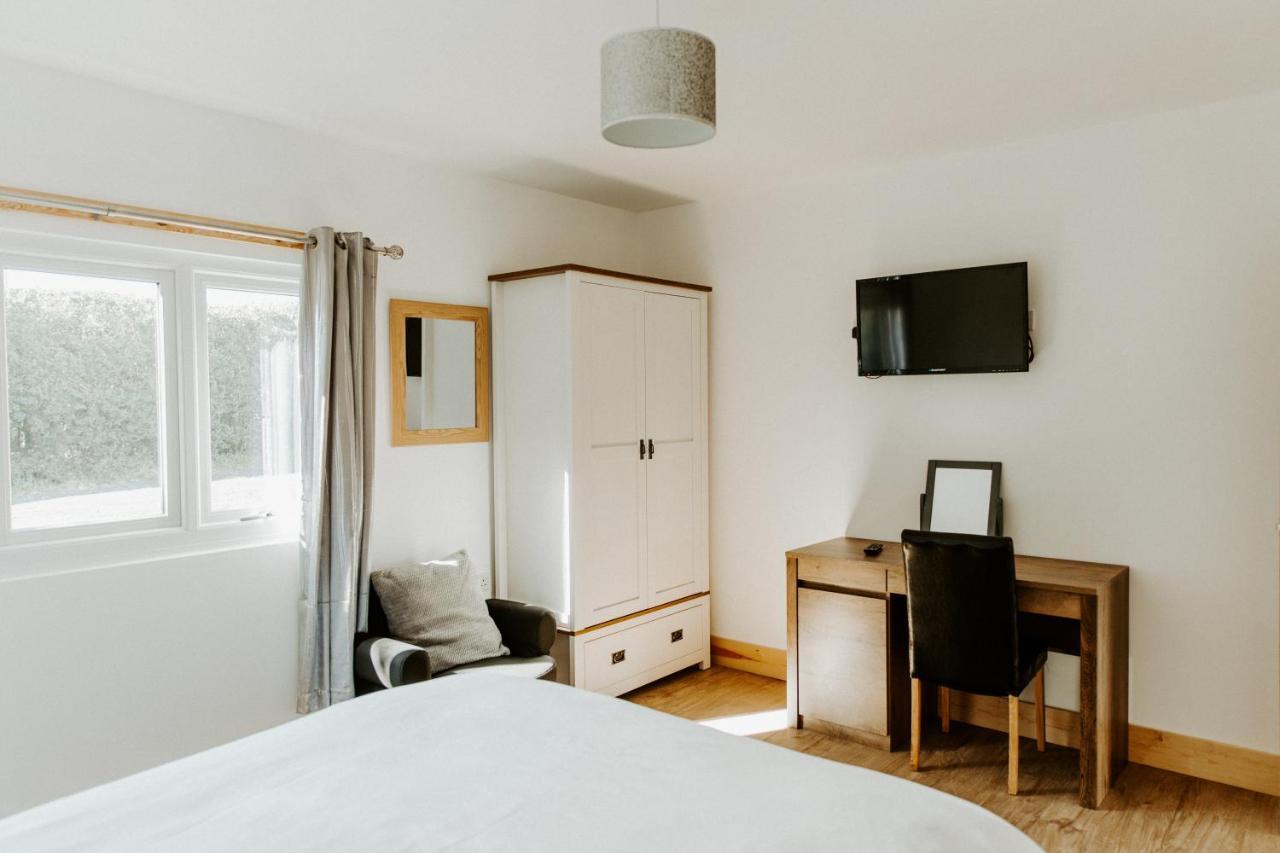 King Richard'S Luxury Lodge - Sleeps Up To 8 ,Dog Friendly ,Near Sherwood Forest At Fairview Farm In Nottingham Set In 88 Acres And Great For Groups,Family Gatherings,Corporate Events Екстер'єр фото